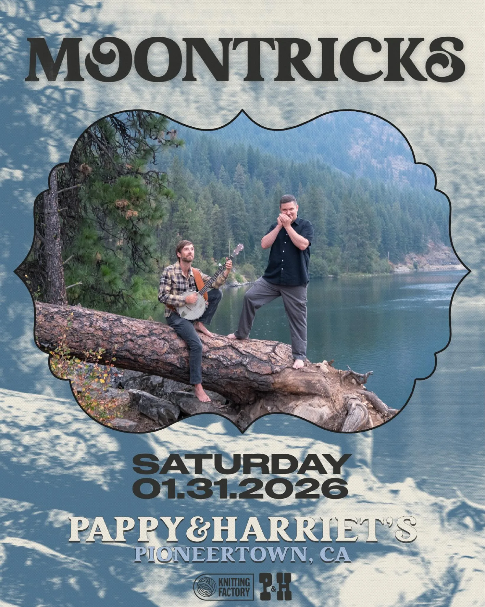 Moontricks on the way to Gem & Jam at Pappy & Harriet's